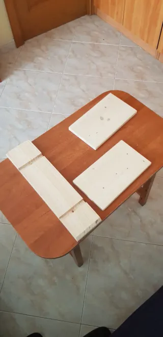 Estantería de madera