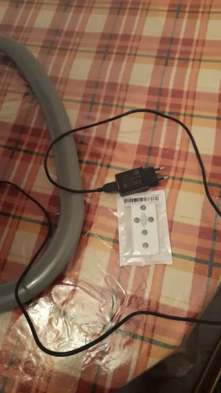 Hamaca y cuna bebé casi sin usar.