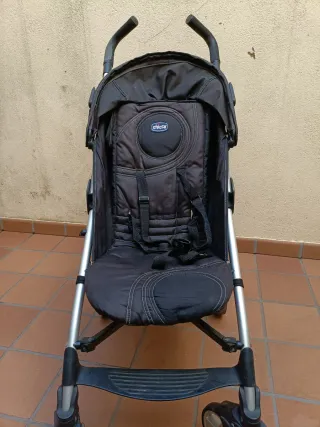 Cochecito Chicco negro
