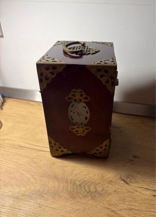 Joyero antiguo madera y latón