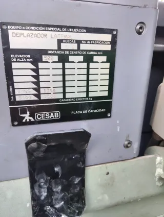 Carretilla elevadora eléctrica Cesab Blitz 315