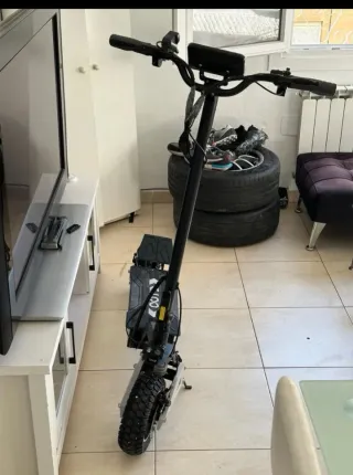 Patín Eléctrico Negro