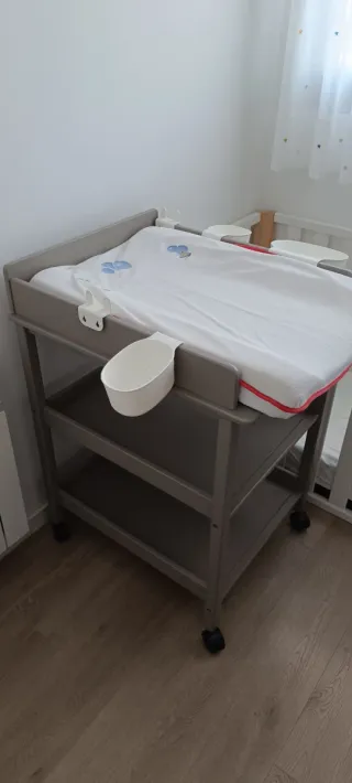 Cambiador bebé con todos los accesorios