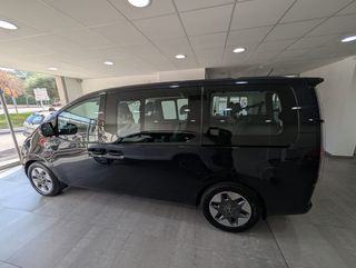 Hyundai Staria 9 plazas automatica 2022