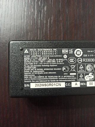 Alimentatore ADP-30JH B 19V 1.58A