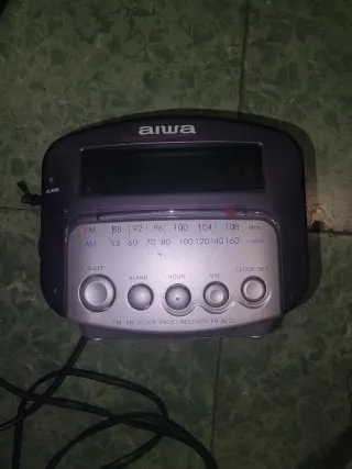 Radio mas Reloj alarma