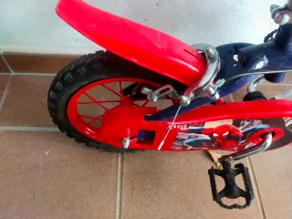 Bicicleta infantil Spiderman