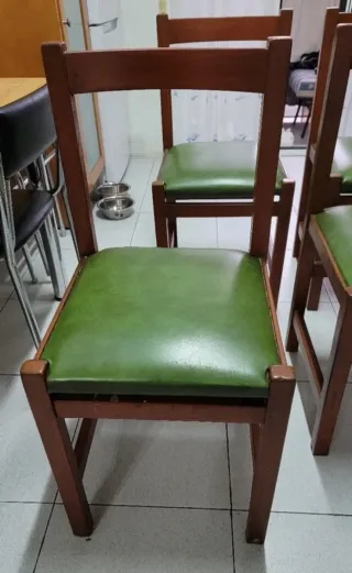 Juego de 4 sillas de comedor madera y polipiel