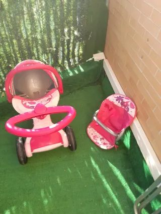 Carrito de muñecas rosa