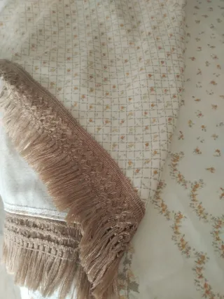 Colcha Beige/Dorado Cama 135/150