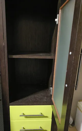 Mueble/armario de pie