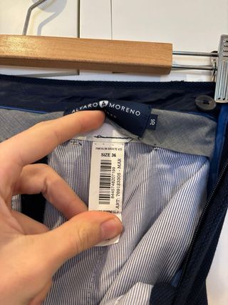 Traje Alvaro Moreno Talla 42 Azul.