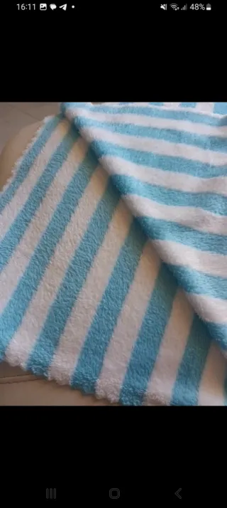 Set Asciugamani Strisce Bianche e Celesti