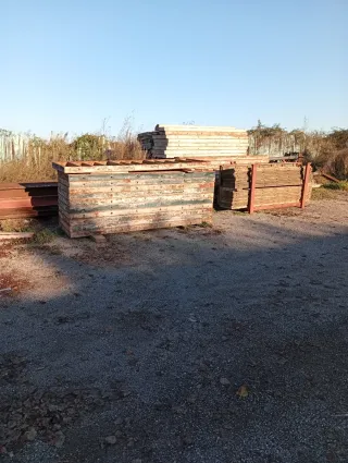 Planchas de encofrado y muros