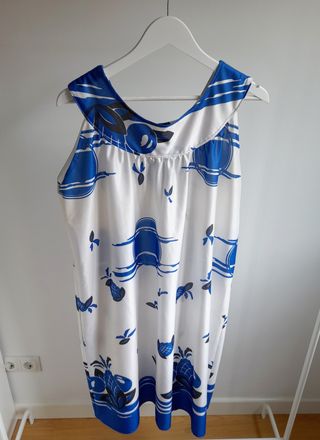 Vestido cuello barco