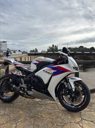 Honda CBR1000RR 2008