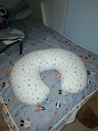 Cojín de lactancia estampado