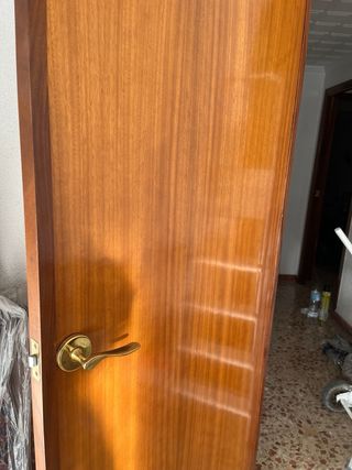 8 Puertas interior de madera y madera con cristal