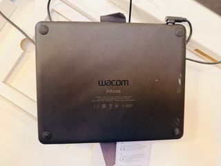 Tableta Gráfica Wacom Intuos Small Negra