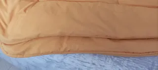 Edredón naranja poliéster