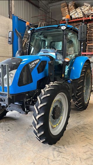 Tractor Landini 6-125 H con pala