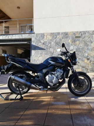 Honda CBF 600N A2