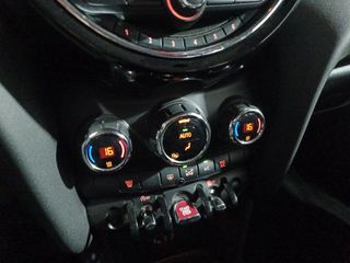 MINI Cooper Cooper D