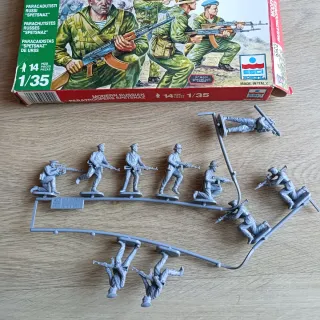 Soldatini Paracadutisti Russi Spetsnaz 1/35