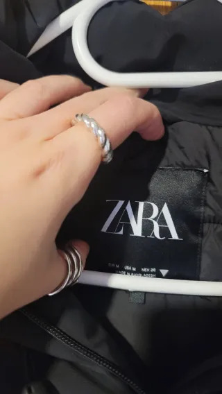 Anorak water and wind protection negro Zara