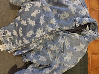 Cazadora vaquera Bershka jacquard