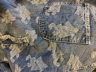 Cazadora vaquera Bershka jacquard