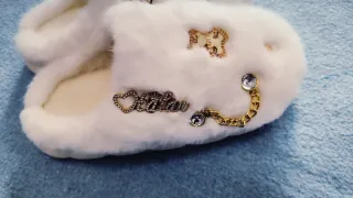 Chanclas blancas con adornos dorados, mujer /38-39