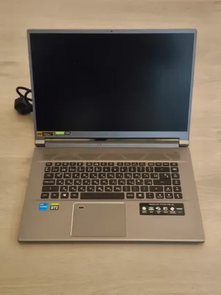 Ordenador portátil Gaming Acer Predator Triton 500