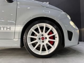 Fiat ABARTH 695 ESSEESSE COLLECTOR ́S EDITION 180c