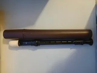 Flauta dulce Zen-On negra con funda