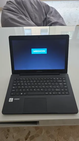 Portátil Medion Akoya E14409 i3 1005G1 3.4GHz