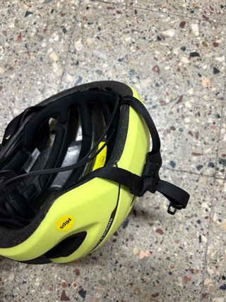 Casco POC con MIPS