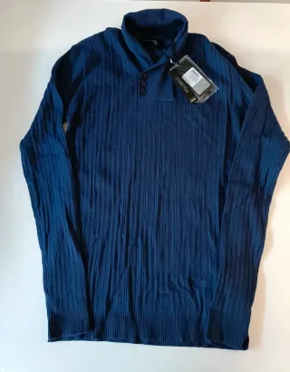 Suéter Sonny Bono cuello alto azul