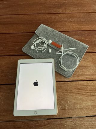iPad 5ª Gen 128GB Oro