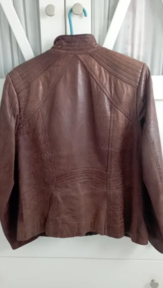 Giubbotto in pelle autentica ispirazione anni '90