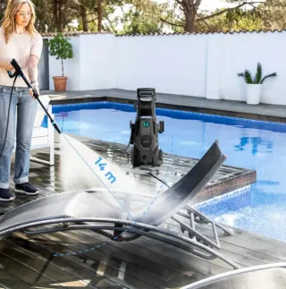 Alquiler Hidrolimpiadora Cecotec con accesorios