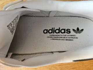 Zapatillas Adidas Samba. Talla 38. Blanco. NUEVAS