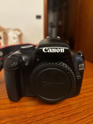Canon EOS 1100 D
