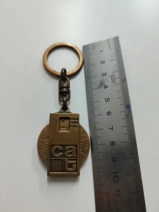 Llavero bronce antiguo conmemorativo