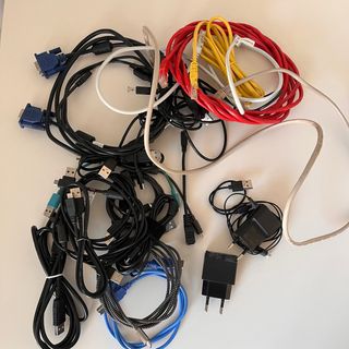 Lote de Cables y Cargadores