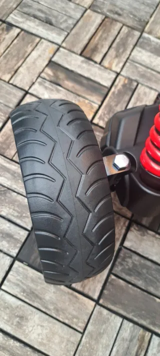 Kart a pedales TANK negro