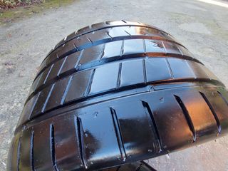 Neumáticos 305/30 ZR19