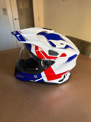 Casco Airoh Commander 2