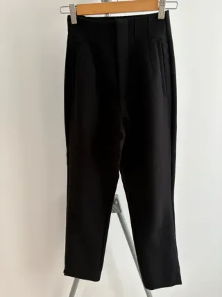 Pantalón negro de vestir
