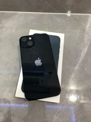 iPhone 13 Negro 84% Batería Caja